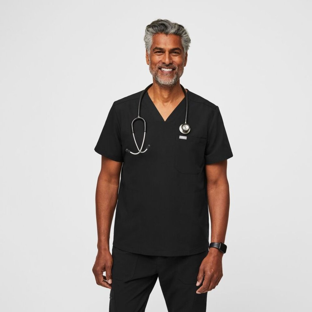 NWT Figs Men's Black Chisec Three-Pocket Scrub Top M
